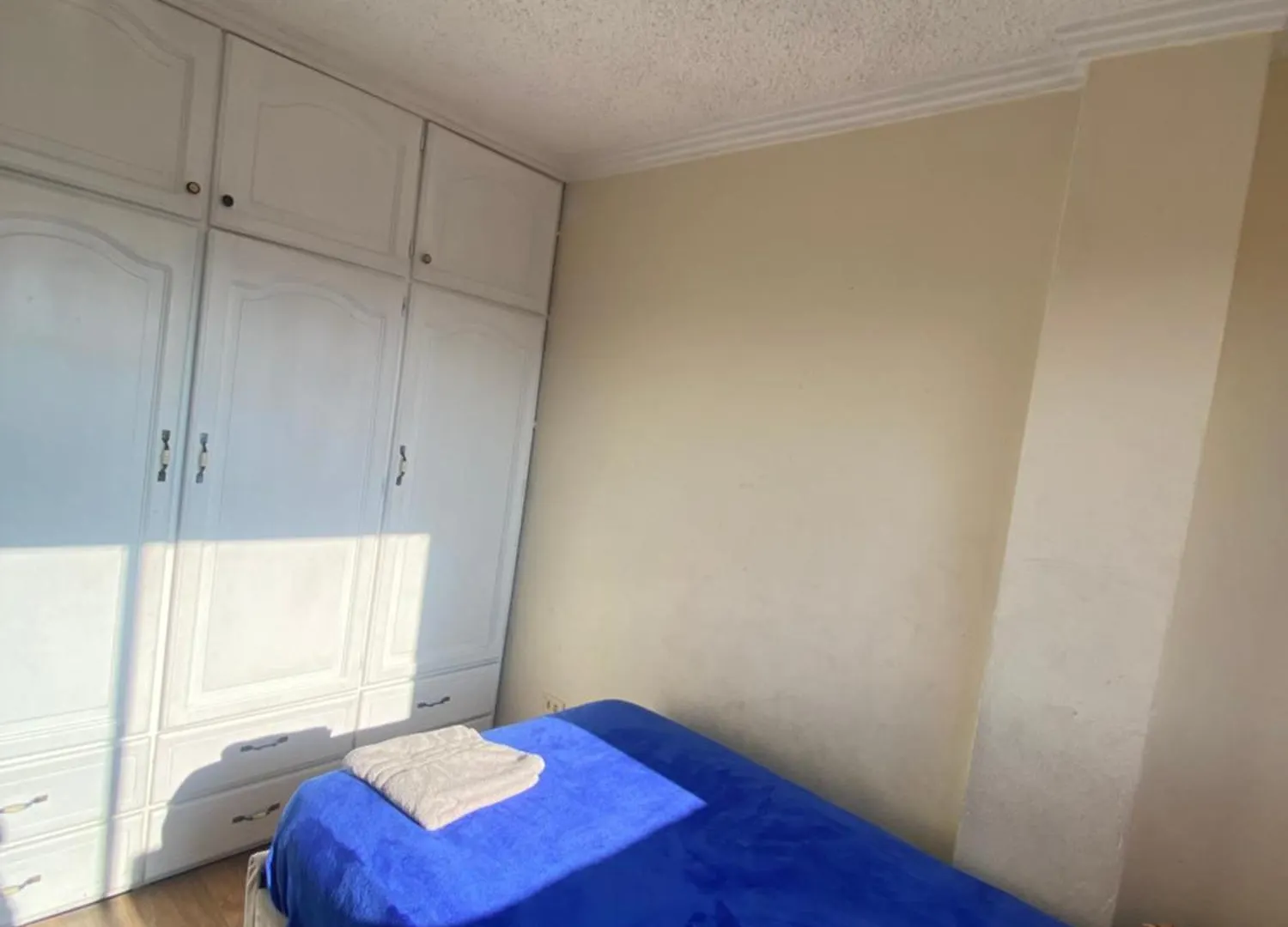 V-Exclusivo Departamento Con Tres Dormitorios Y Free Parking Cuenca Ekvádor